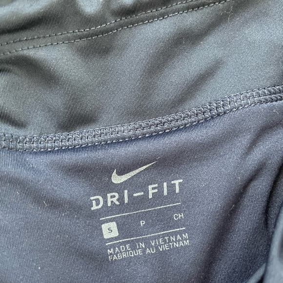 NAVY, WHITE AND BLACK NIKE SHORTS - Picture 2 of 4